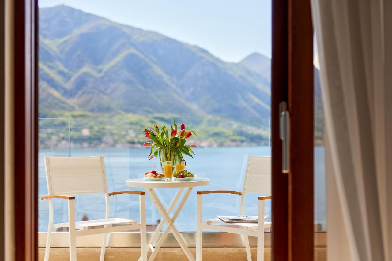 Apartment Noa With Sea View Котор Экстерьер фото