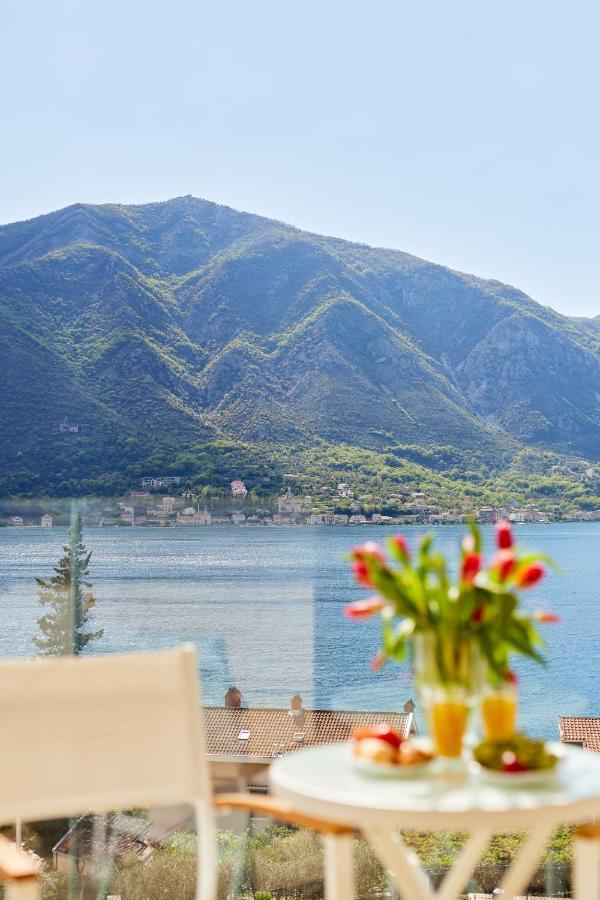 Apartment Noa With Sea View Котор Экстерьер фото